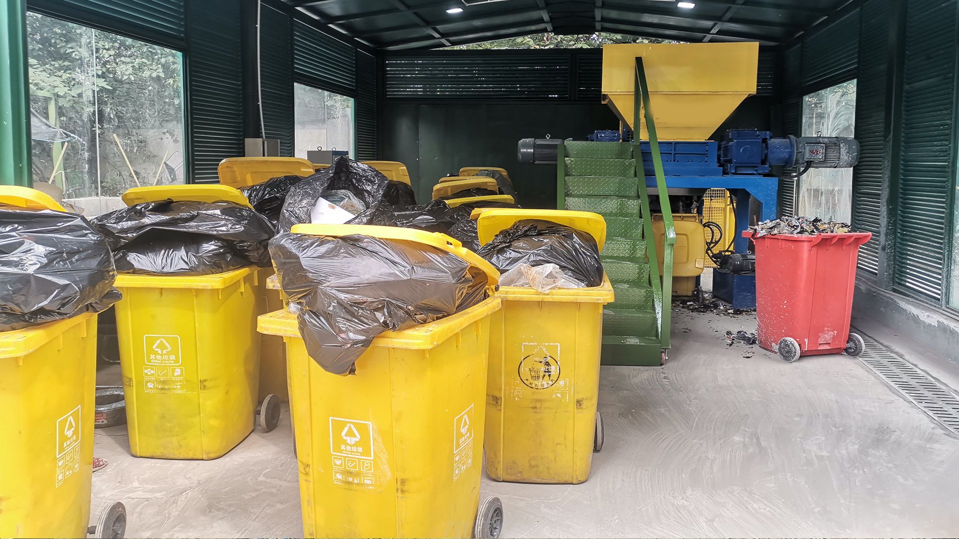 生活垃圾破碎系统